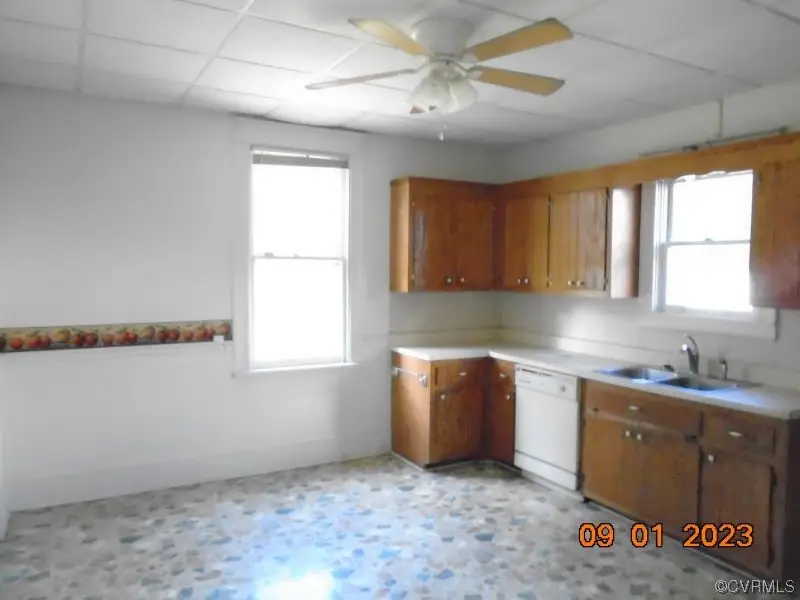 1230 N 37, Richmond, VA 23223 - Image #2