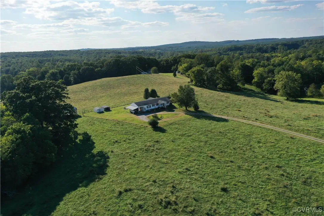 288 Cole Comfort Road, Dillwyn, VA 23936 - Image #1