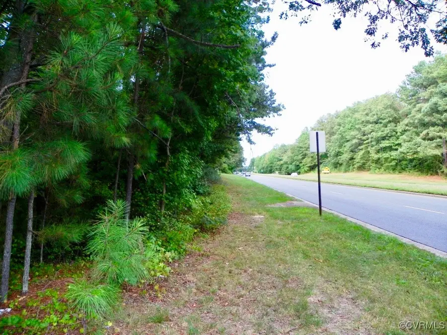 670 N Airport Drive, Henrico, VA 23075 - Image #3