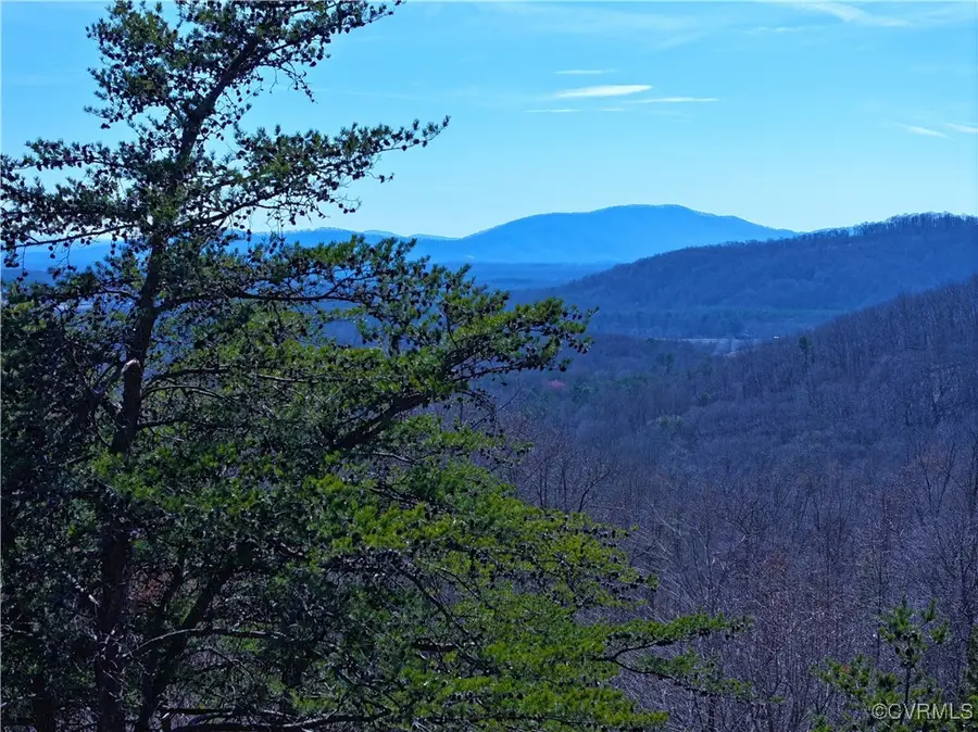 2593 Mountain Valley Road, Vinton, VA 24179 - Image #2