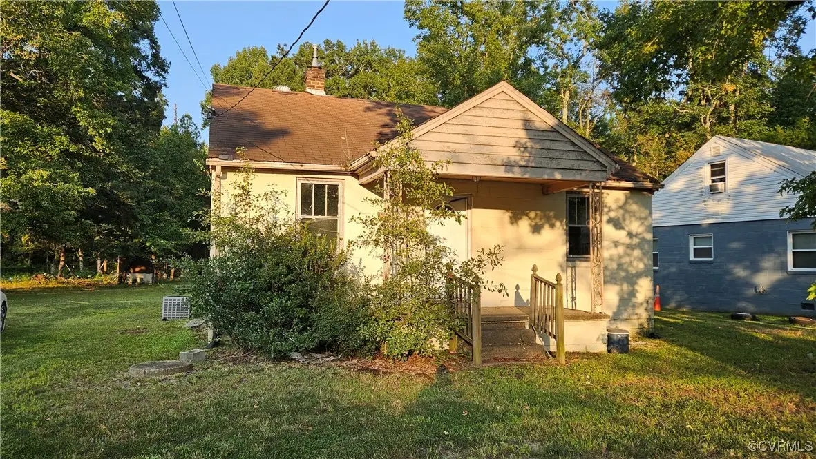 20201 Laurel Road, Ettrick, VA 23803 - Image #1