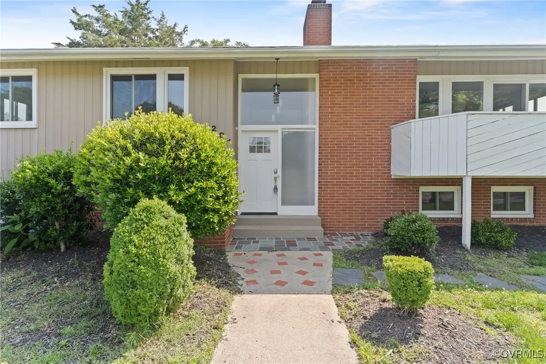 201 Winston Avenue, Colonial Heights, VA 23834 - Image #1