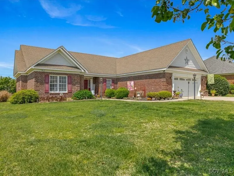 225 Lighthouse Pointe, Hopewell, VA 23860 - Image #1