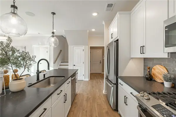 16407 Creekstone Point Avenue, Chesterfield, VA 23120