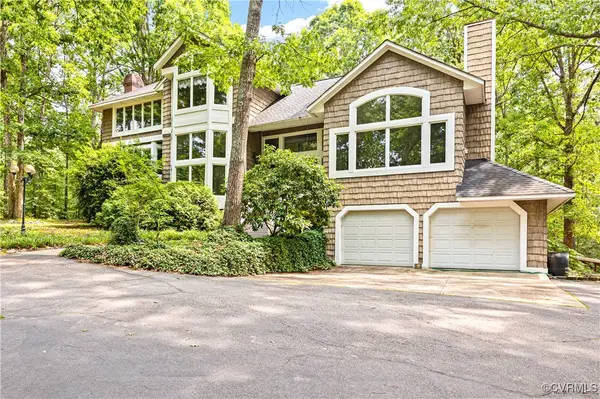 4604 Chesdin Woods Dr, Sutherland, VA 23885