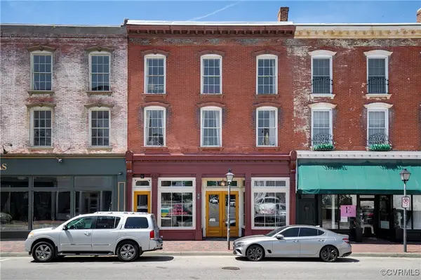 22 N Sycamore Street, Petersburg, VA 23803