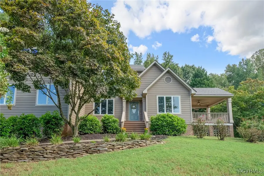 9712 Kingussle Lane, North Chesterfield, VA 23236 - Image #2