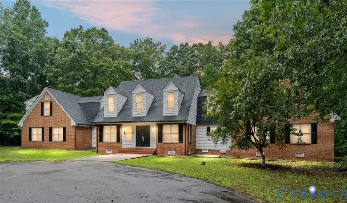 4670 E Williamsburg Road, Sandston, VA 23150 - #1