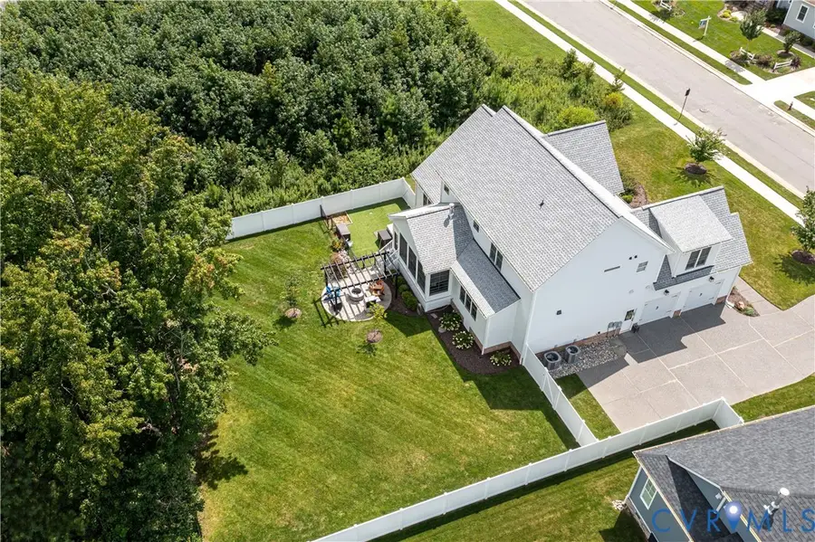 102 Octavia Drive, Yorktown, VA 23693 - Image #2