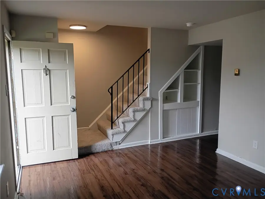 3235 Hunters Mill Drive, East Highland Park, VA 23223 - #2