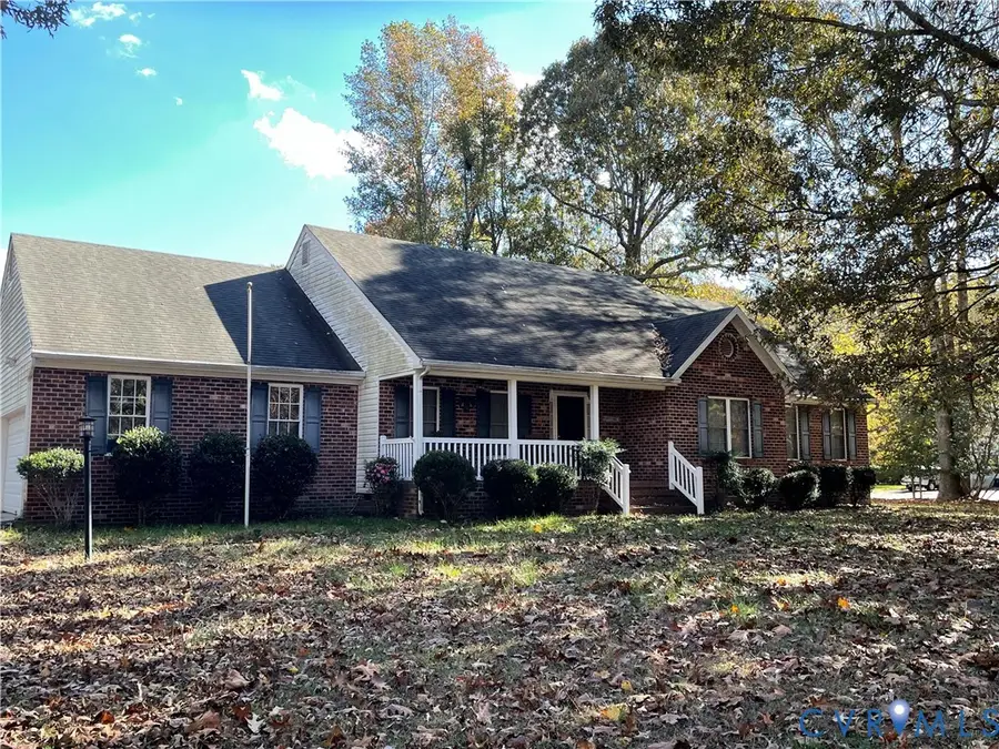 8304 Elizabeth Ann Drive, Cold Harbor, VA 23111 - Image #2