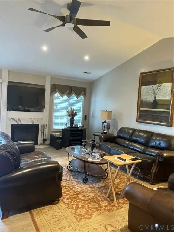 8304 Elizabeth Ann Drive, Cold Harbor, VA 23111 - Image #3