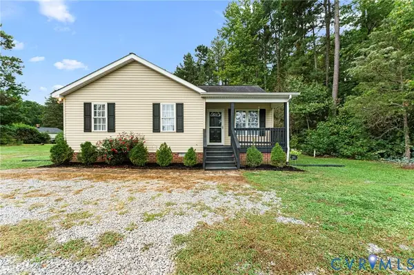 119 W Jefferson Avenue, Warsaw, VA 22572