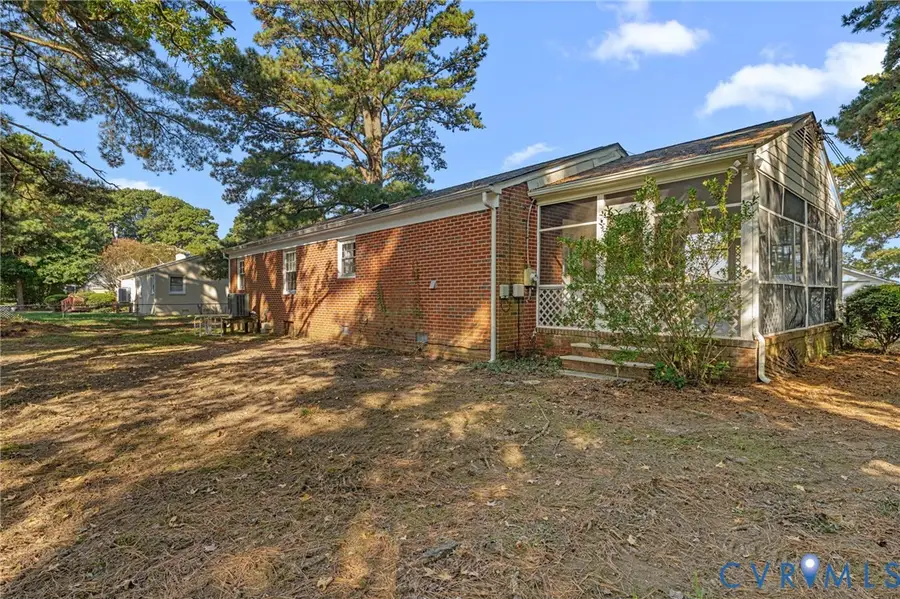 310 E Gwynnfield Road, Tappahannock, VA 22560 - #3