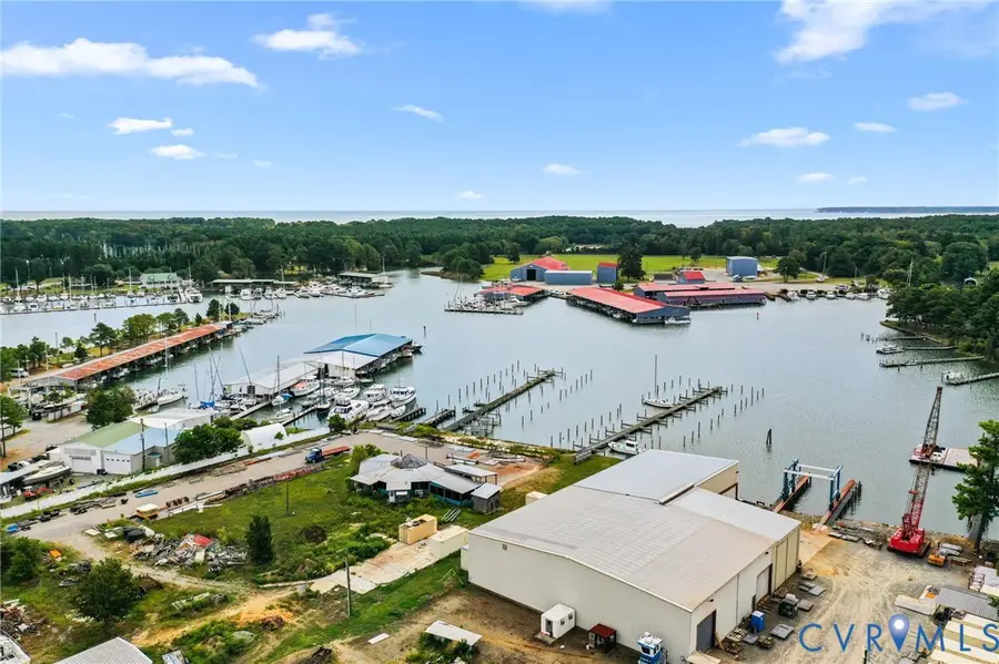 1061 Timberneck Road, Deltaville, VA 23043 - Image #3