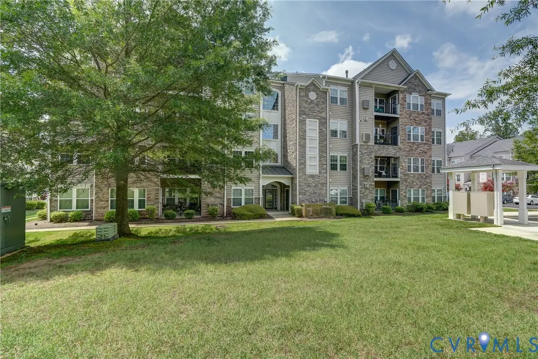 14010 Briars Circle #204, Midlothian, VA 23114 - Image #1