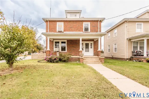 104 Royal Oak Avenue, Colonial Heights, VA 23834