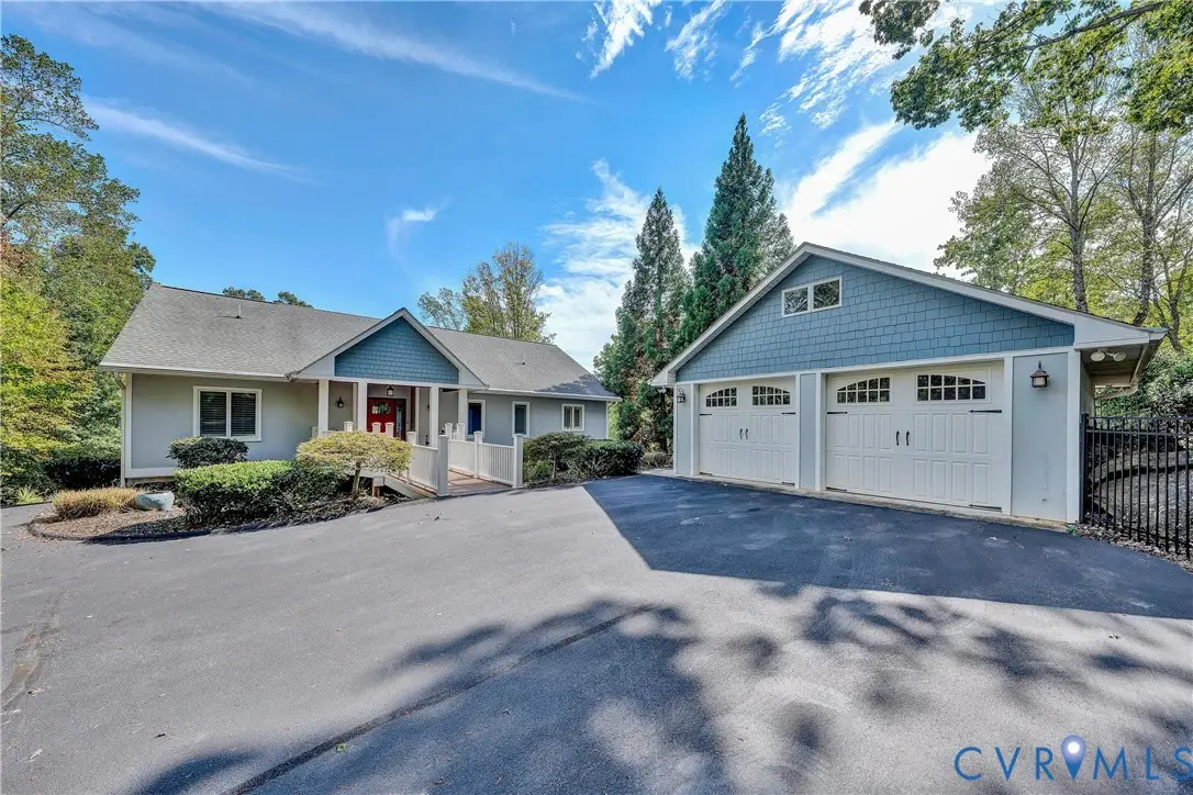 1040 Jefferson Dock Road, Penhook, VA 24121 - #1