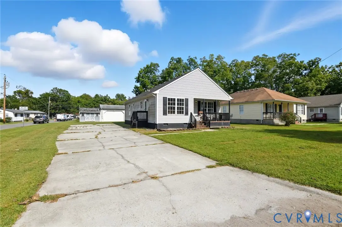 117 Pleasant Spring Avenue, Waverly, VA 23890 - Image #1