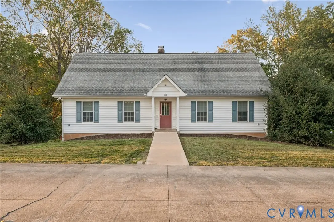 542 Ampthill Road, Cartersville, VA 23027 - Image #1