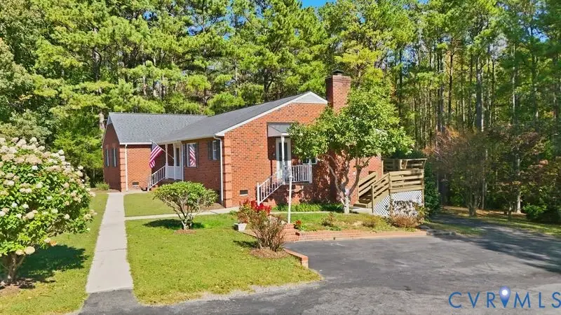 11208 Woodstock Heights Drive, Glen Allen, VA 23059 - Image #3