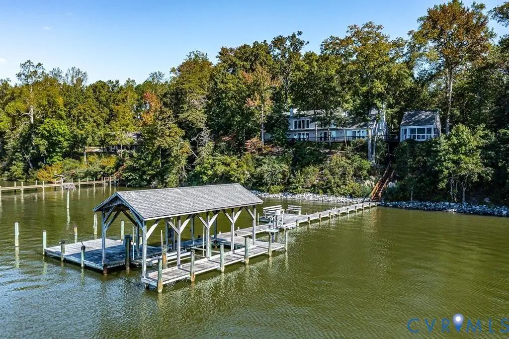 1718 Mariners Woods Drive, Hartfield, VA 23071 - Image #1