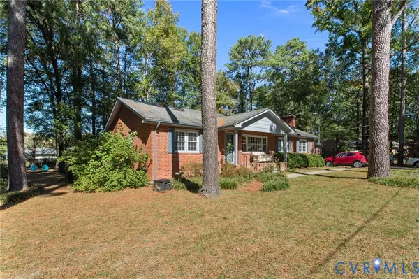 1637 Forest Glenn Circle, Chester, VA 23836