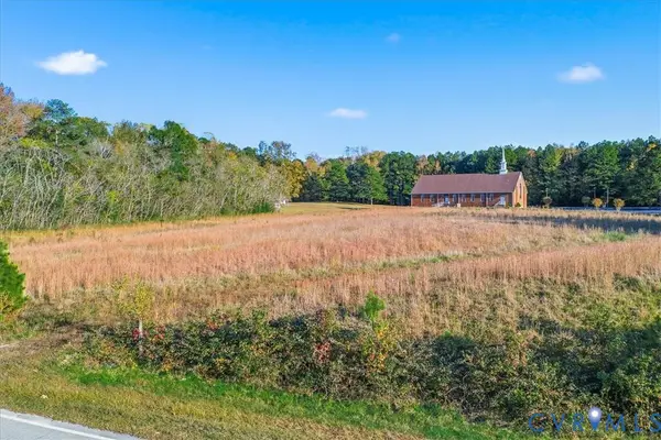 6040 Woodpecker Road, Chesterfield, VA 23838