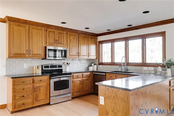 7493 Hidden Lake Circle, Mechanicsville, VA 23111