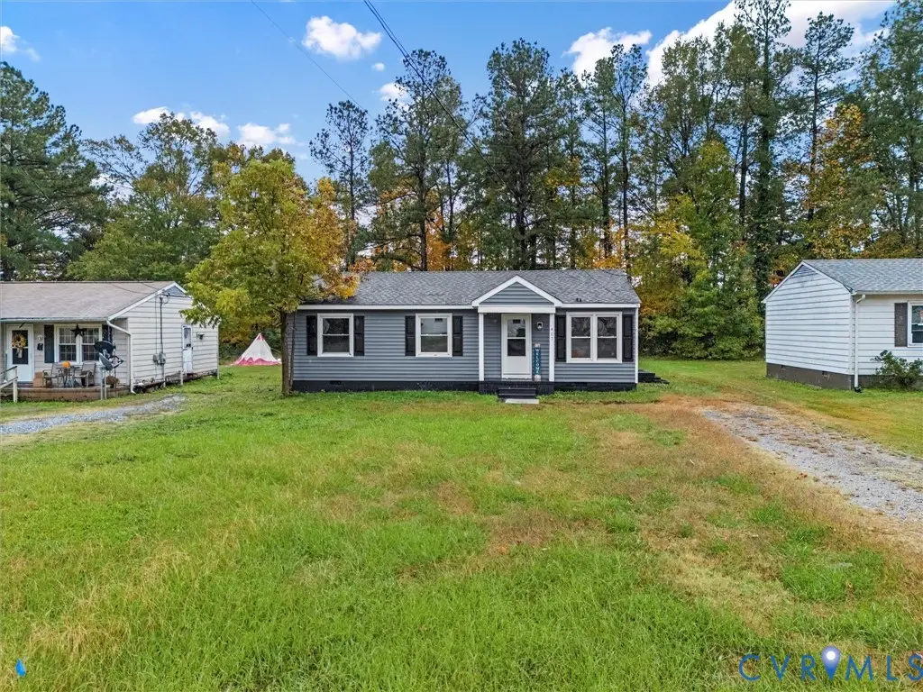 407 Tunstall Avenue, Blackstone, VA 23824 - #1