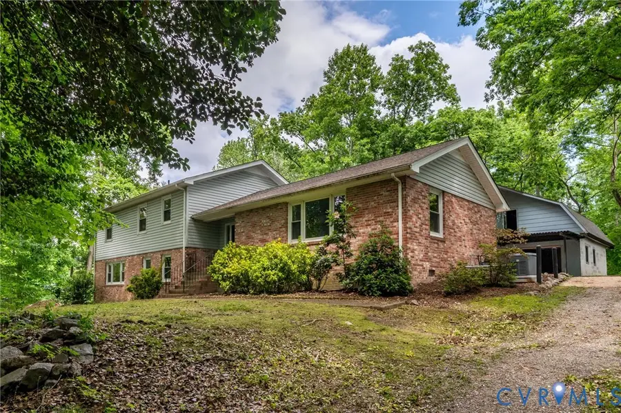 13101 Harrowgate Road, Chester, VA 23831 - Image #2