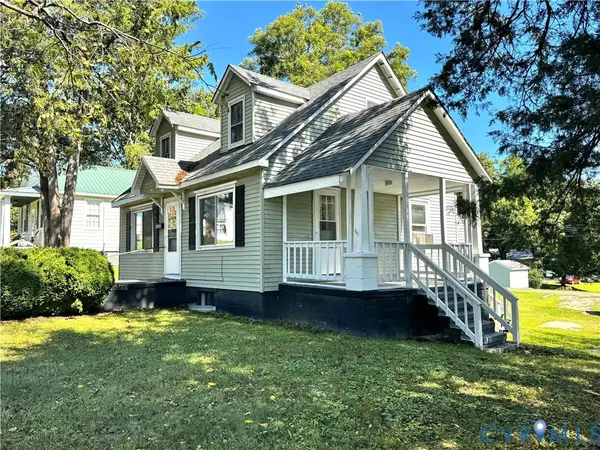 517 E Virginia Avenue, Crewe, VA 23930