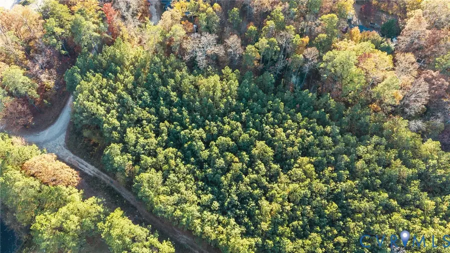 2908 Mount Clair Road, Chester, VA 23831 - Image #3