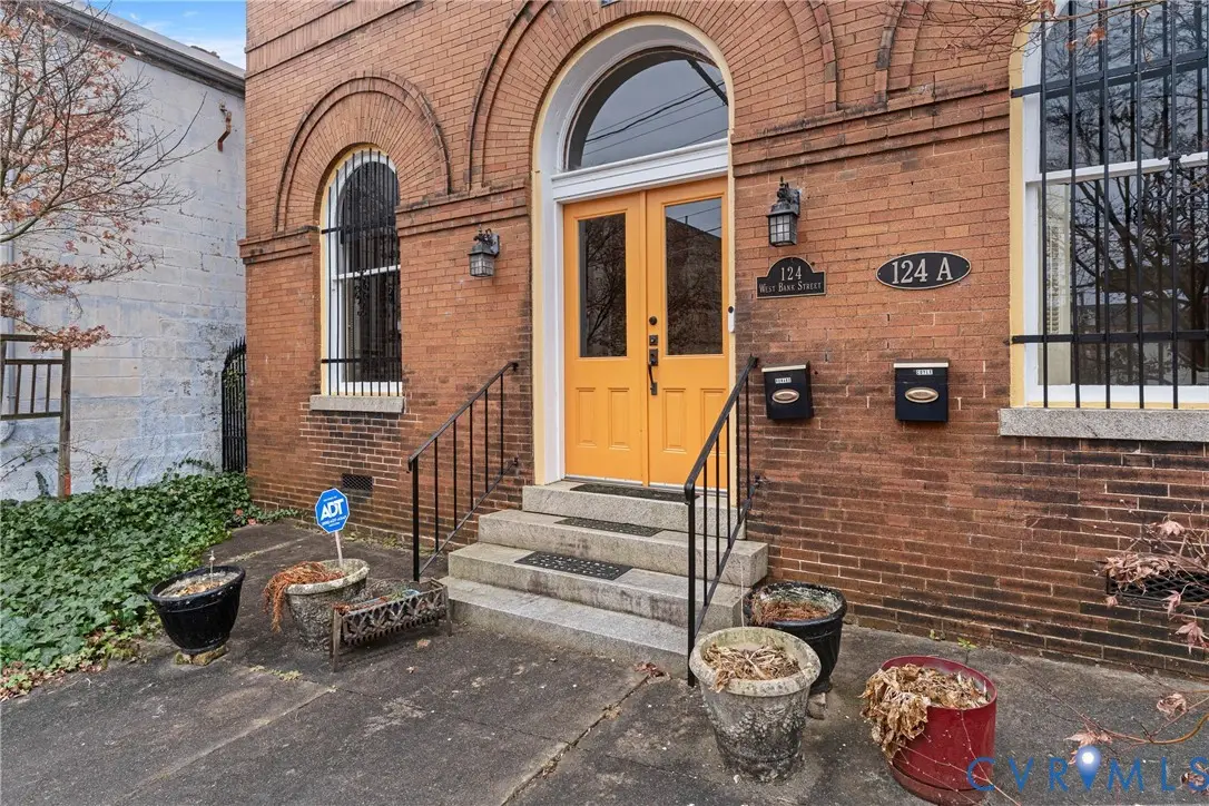 124 W Bank Street, Petersburg, VA 23803 - Image #1