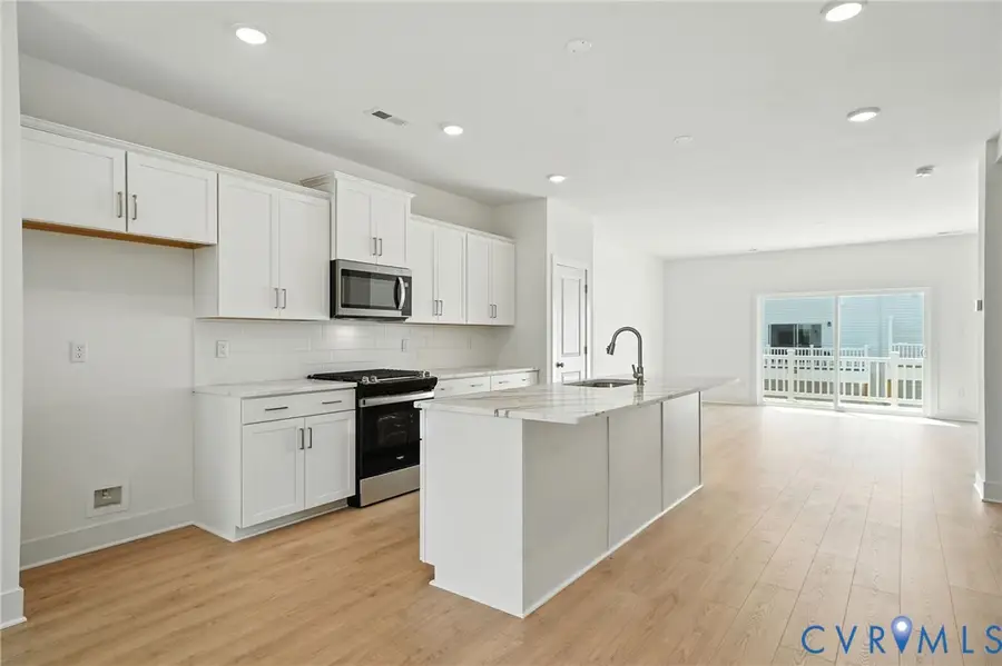 15379 Sunray Way, Midlothian, VA 23112 - Image #2