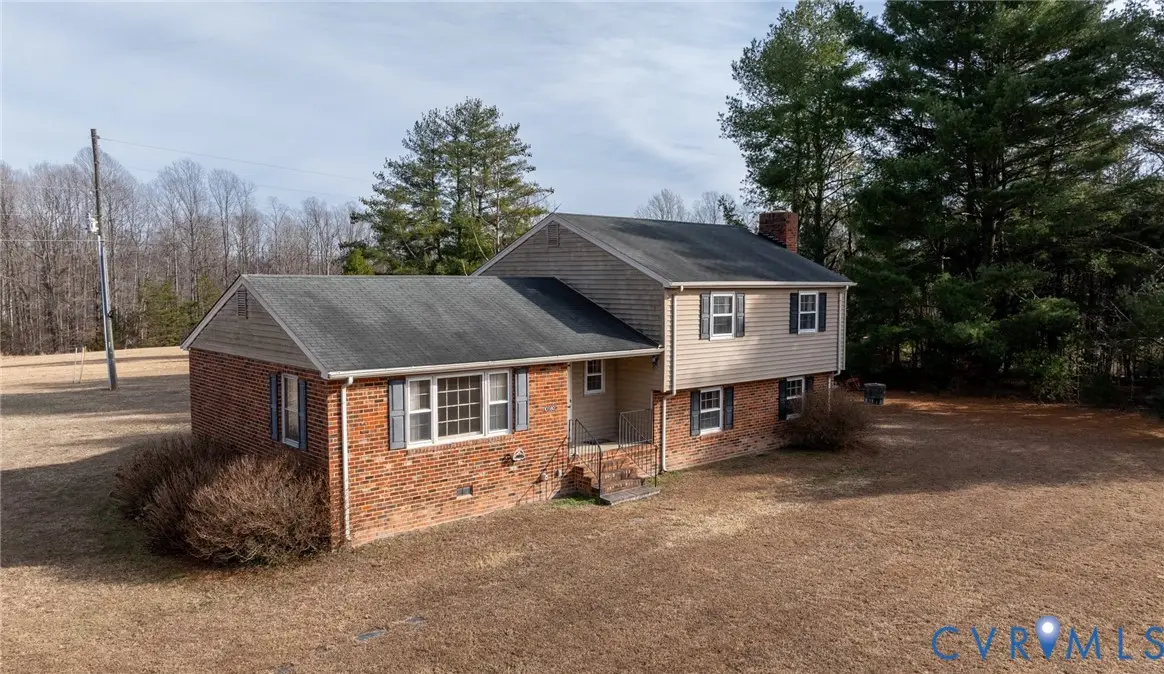 10580 Cross County Road, Mineral, VA 23117 - Image #1