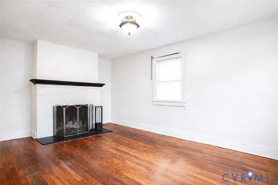 322 Jackson Avenue, Colonial Heights, VA 23834 - #2