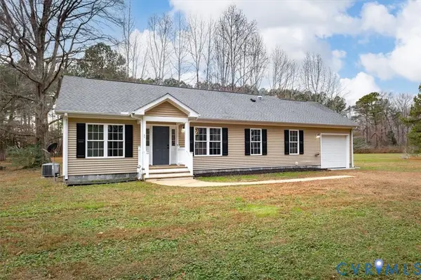 31 Moccasin Trail, Weems, VA 22576