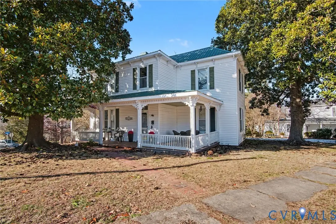 400 W Carolina Avenue, Crewe, VA 23930 - Image #1