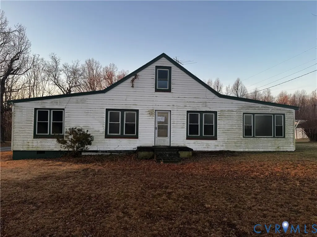 5571 W Courthouse Road, Crewe, VA 23930 - Image #1