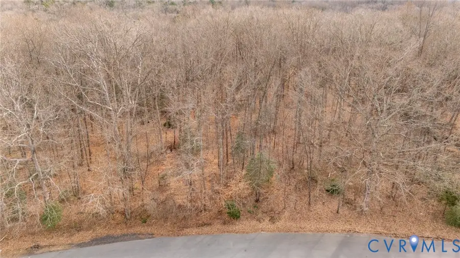 730 E Foxhill Road, Richmond, VA 23223 - Image #2