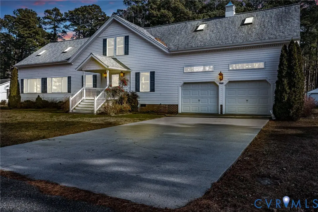 273 Sutton Avenue, Reedville, VA 22539 - Image #1