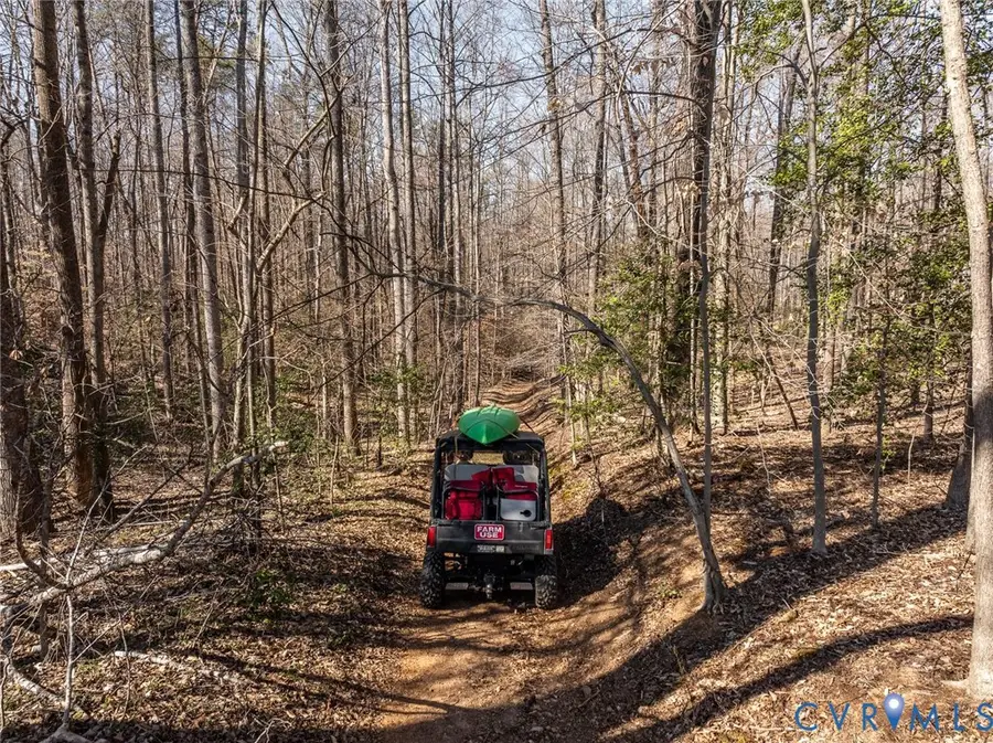 4 Dillard Road, Salem, VA 22407 - #3