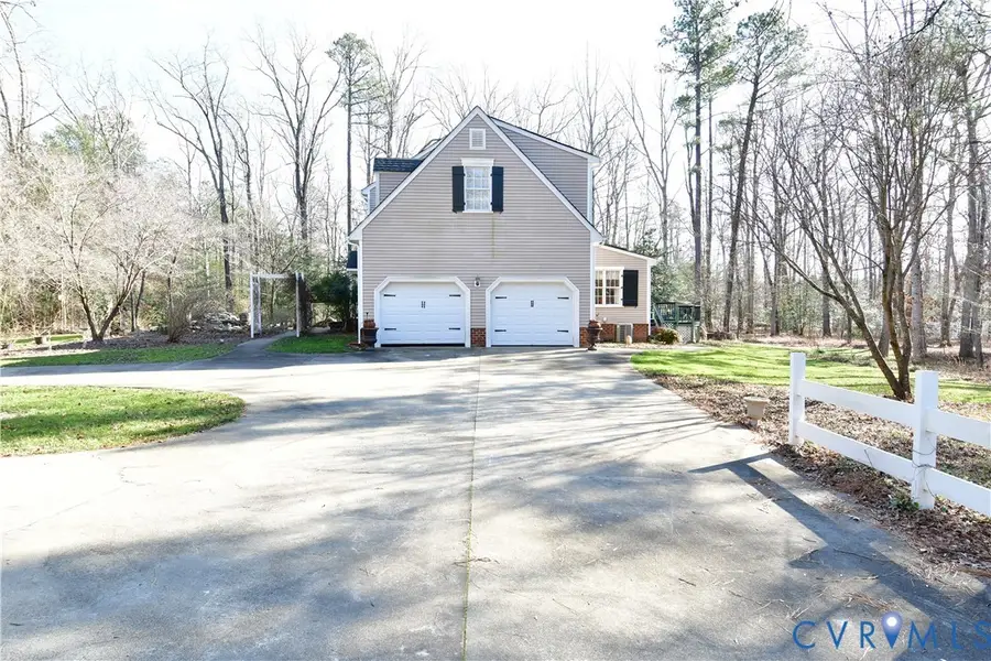 9101 Woodpecker Road, Chesterfield, VA 23838 - Image #3