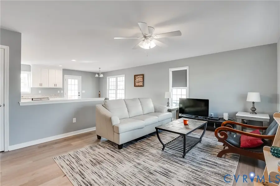 342 Pinecliffe Drive, Colonial Heights, VA 23834 - Image #3