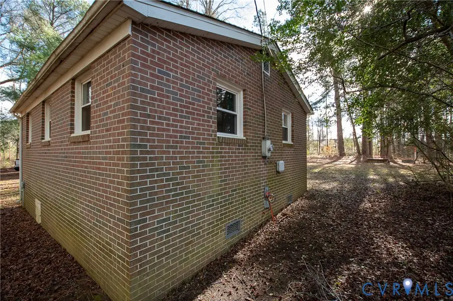 11750 Bevils Bridge Road, Amelia Court House, VA 23002 - Image #2