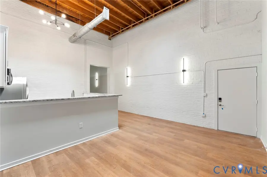 1716 Summit Avenue #24, Richmond, VA 23230 - Image #2