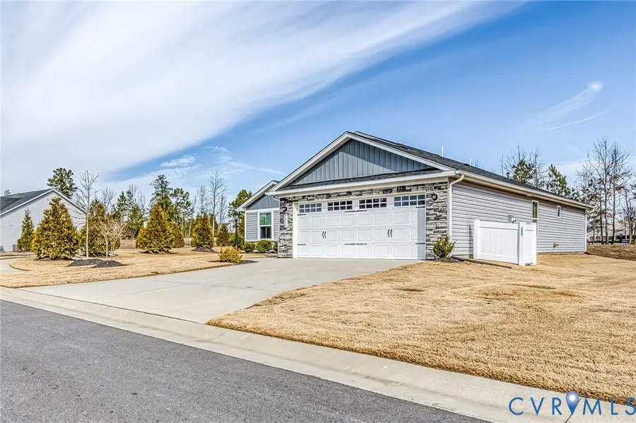 7410 E Danube Loop, New Kent, VA 23124 - #2