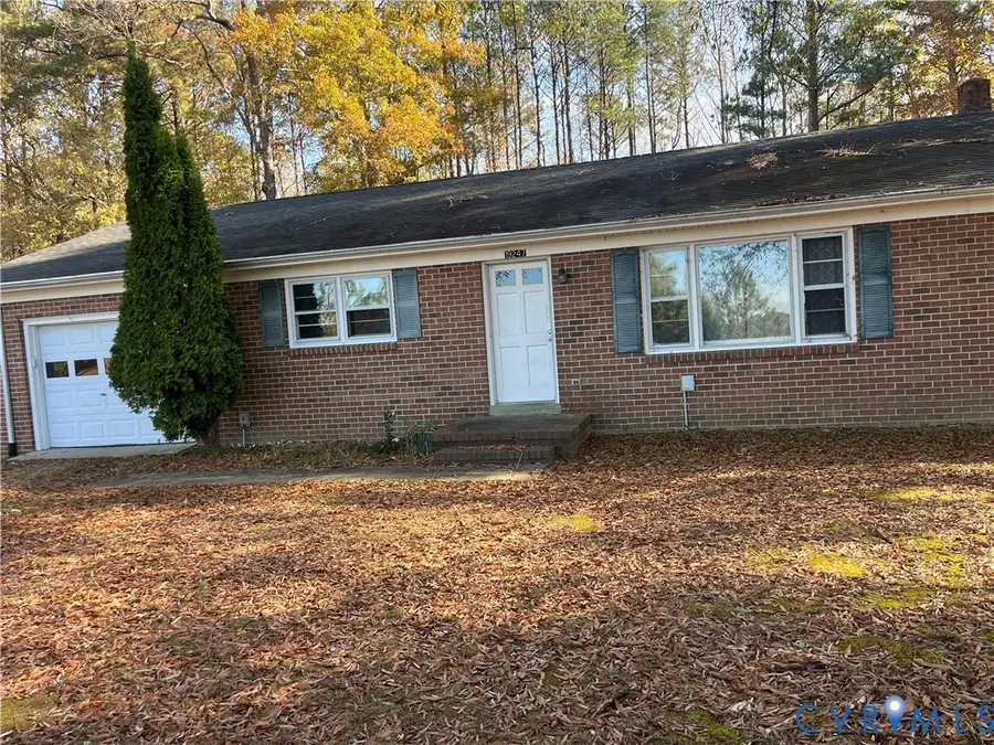 19247 Courthouse Road, Yale, VA 23897 - Image #2