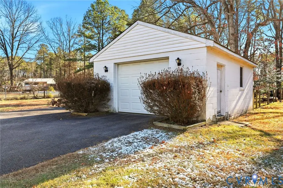 11551 Edinburgh Road, Three Chopt, VA 23060 - Image #3